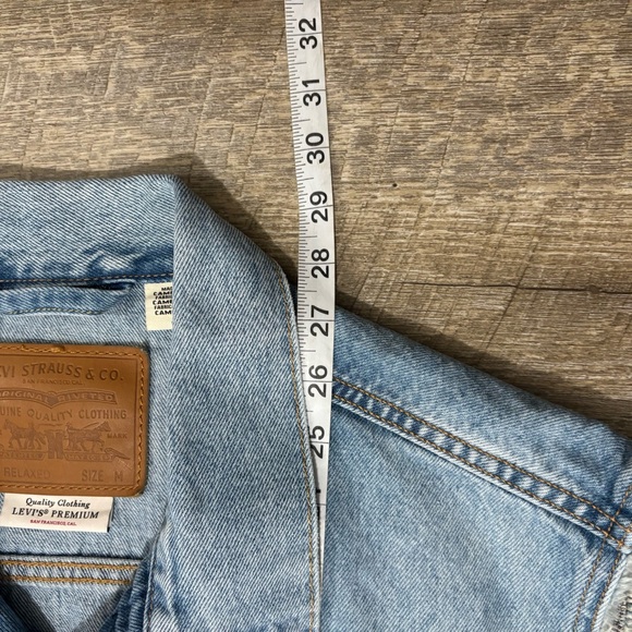 Levi's Premium Denim Trucker Vest Men's M Blue Washed Big E - Picture 8 of 8